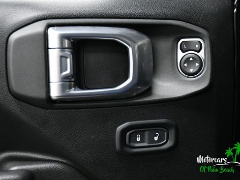Used 2024 Jeep Wrangler Unlimited Sport AWD/4WD image 36