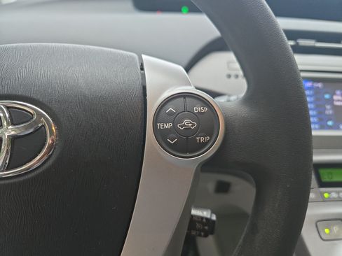 Used 2015 Toyota Prius Two FWD image 17