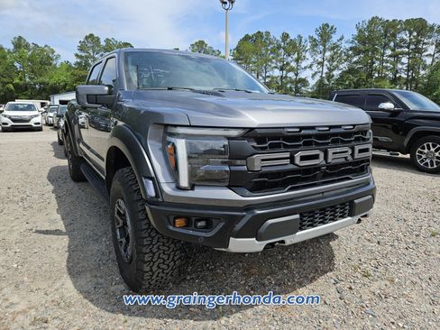 Used 2024 Ford F150 Raptor AWD/4WD image 4