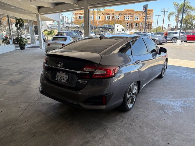 Used 2019 Honda Clarity Touring image 3