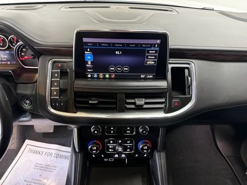 Used 2021 Chevrolet Tahoe LT w/ LT Signature Package AWD/4WD image 28