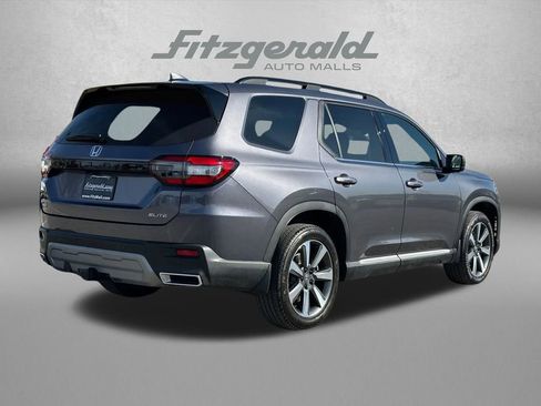 Used 2025 Honda Pilot Elite image 5