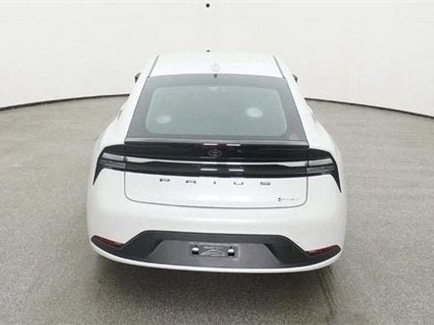 New 2025 Toyota Prius Plug-In Hybrid FWD image 40