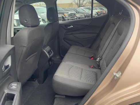 Used 2019 Chevrolet Equinox LT image 17