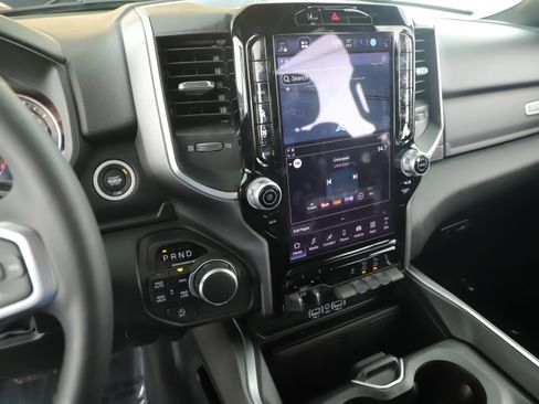 Used 2025 RAM 1500 Lone Star image 14