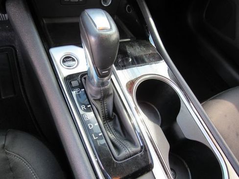 Used 2022 Nissan Altima 2.5 SV w/ SV Premium Package image 25