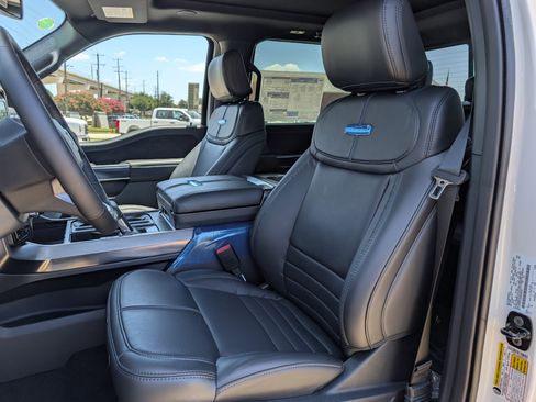 New 2025 Ford F150 Platinum w/ Equipment Group 702A High image 24