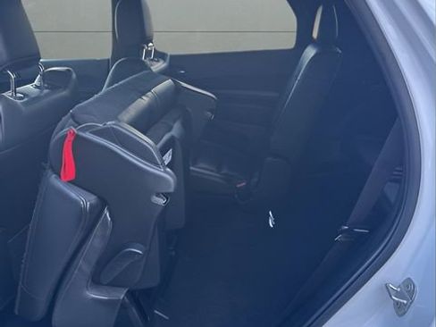 Used 2024 Dodge Durango GT image 13