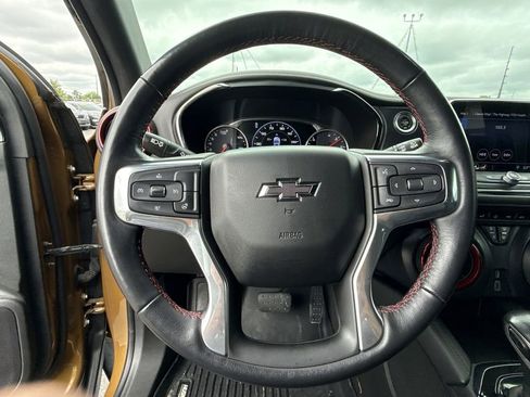 Used 2019 Chevrolet Blazer RS w/ Sun and Wheels Package FWD image 24