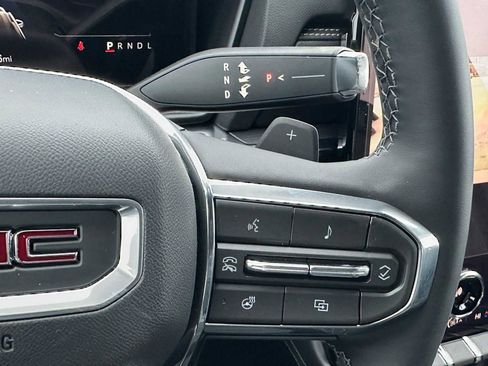 New 2026 GMC Terrain Elevation w/ Elevation Premium Package image 32