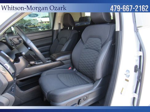 Used 2022 Nissan Pathfinder SV FWD image 22