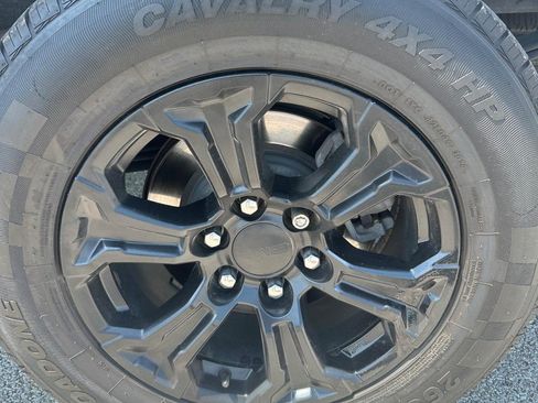 Used 2022 GMC Sierra 1500 Elevation RWD image 11