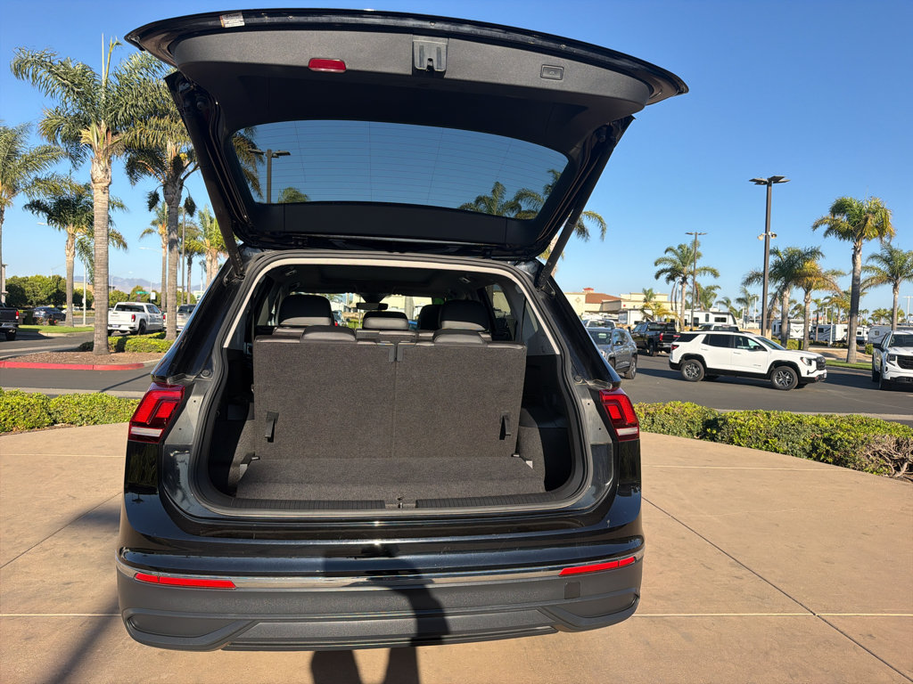 Used 2024 Volkswagen Tiguan SE FWD image 18