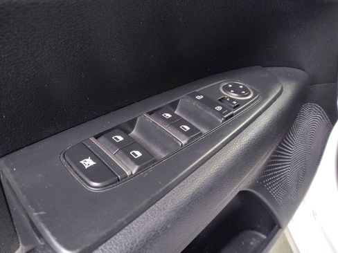 Used 2020 Kia Forte LXS image 27