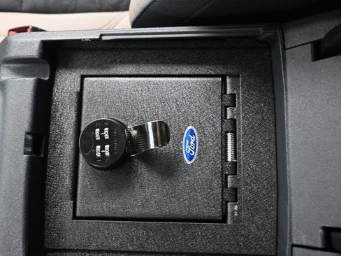 Used 2023 Ford Bronco Wildtrak AWD/4WD image 21