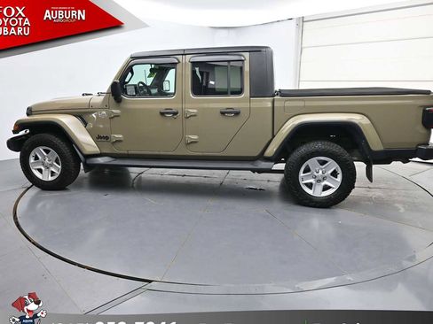 Used 2020 Jeep Gladiator Sport w/ Quick Order Package 24S AWD/4WD image 17