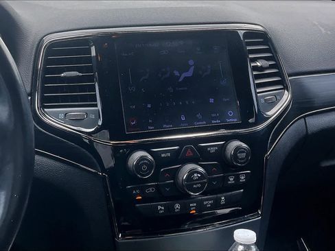 Used 2020 Jeep Grand Cherokee Limited X image 7