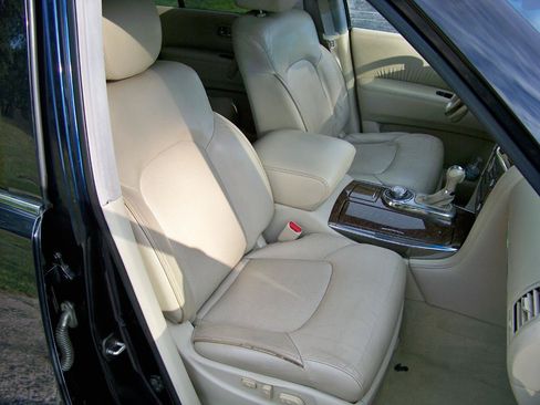 Used 2015 INFINITI QX80 4WD w/ 22" Wheel Package image 31