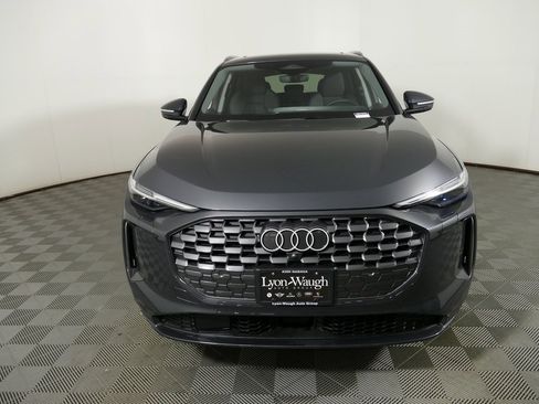 New 2025 Audi Q5 Premium Plus image 8