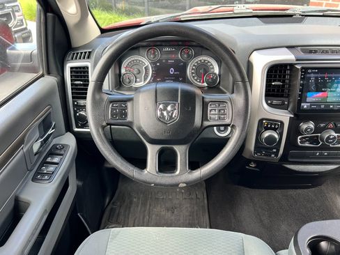 Used 2016 RAM 1500 Classic SLT AWD/4WD image 13