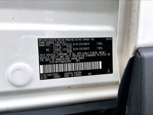 Used 2022 Toyota RAV4 LE image 39