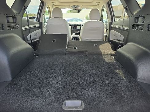 Certified 2024 Hyundai Tucson SEL w/ Convenience Package FWD image 25