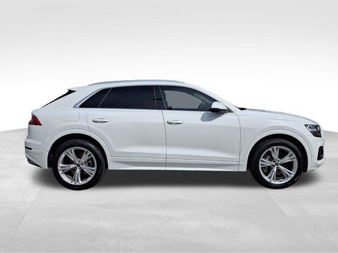 Used 2022 Audi Q8 Premium Plus w/ Premium Plus Package image 7