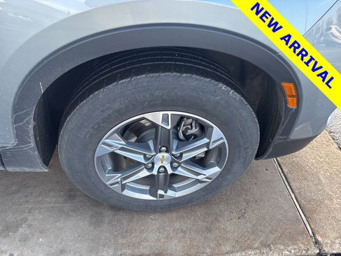 Used 2024 Chevrolet Blazer LT w/ Convenience Package image 8