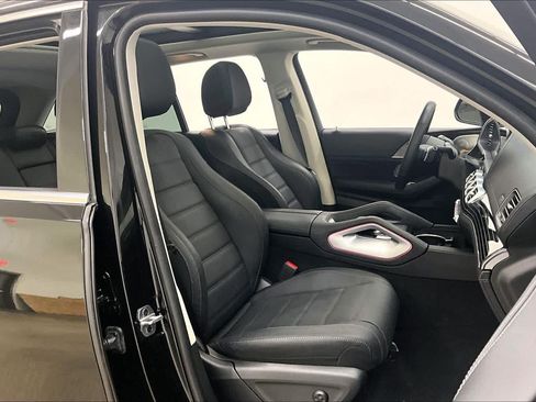 Certified 2024 Mercedes-Benz GLE 450e 4MATIC image 9