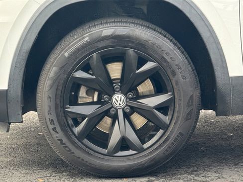 Used 2020 Volkswagen Atlas SE image 14