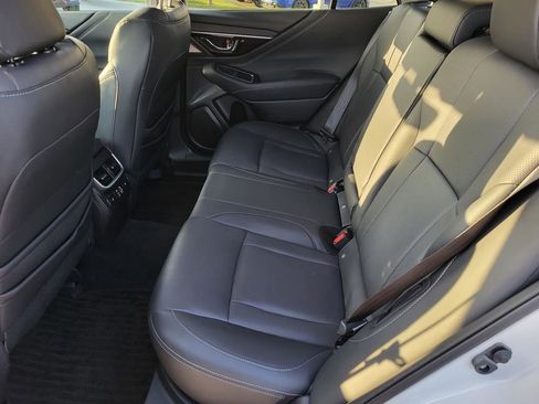 Used 2023 Subaru Outback Limited image 14