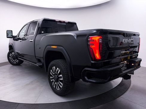 Used 2024 GMC Sierra 3500 Denali Ultimate image 19
