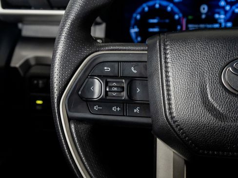 Used 2025 Toyota 4Runner TRD Off-Road image 40