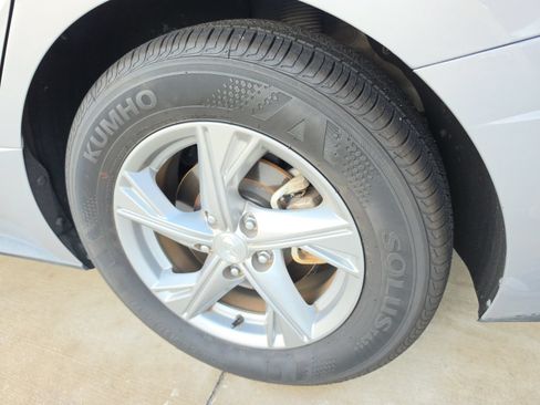 Used 2023 Hyundai Sonata SE w/ Cargo Package FWD image 17