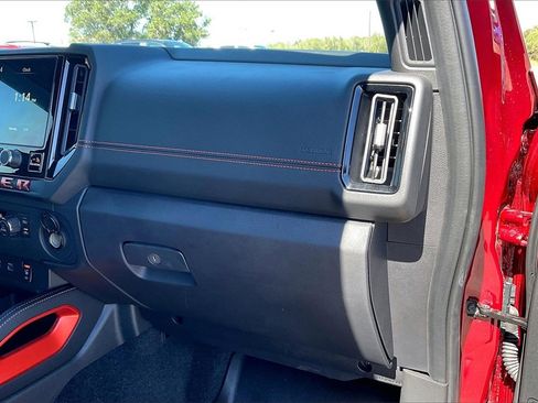 Used 2025 Nissan Frontier Pro-X w/ Pro Convenience Package image 23