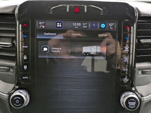 Used 2023 RAM 1500 Big Horn AWD/4WD image 41