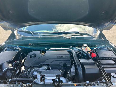 Used 2021 Chevrolet Malibu LS FWD image 30