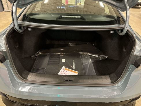 New 2026 Nissan Sentra SR w/ Floor Mat Package image 33