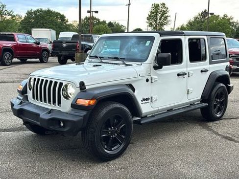 Used 2020 Jeep Wrangler Unlimited Sport AWD/4WD image 2