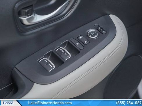Certified 2024 Honda HR-V EX-L image 13