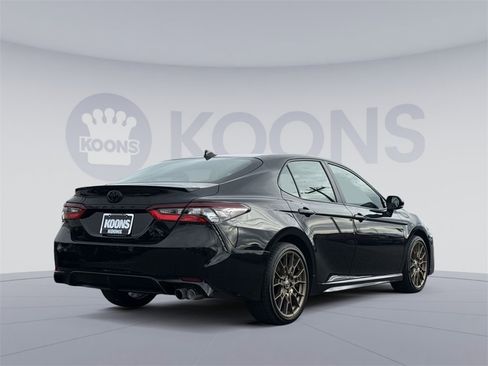 Used 2023 Toyota Camry SE image 7