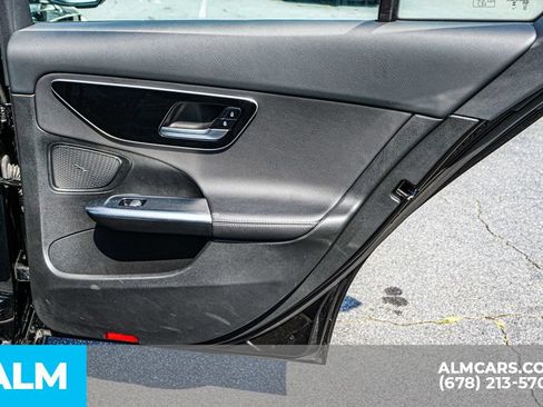 Used 2025 Mercedes-Benz C 300 Sedan image 57