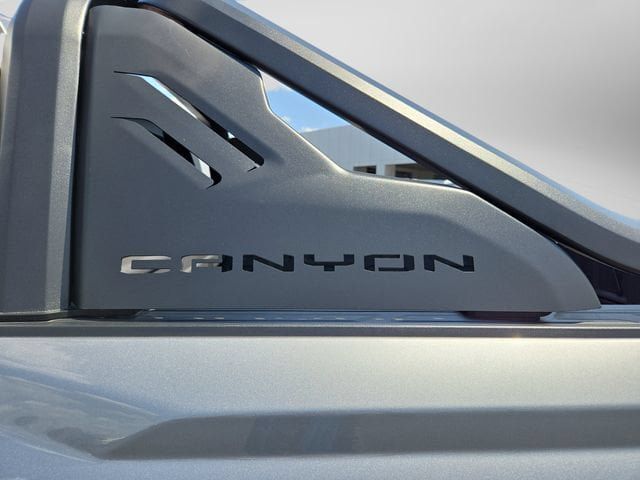 Used 2025 GMC Canyon AT4 w/ Nightfall Edition AWD/4WD image 44