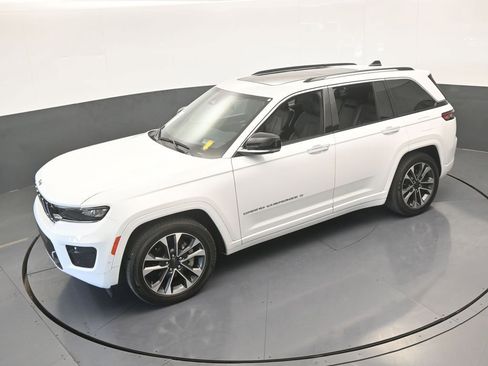 Used 2024 Jeep Grand Cherokee Overland w/ Adv Protech Group III image 56