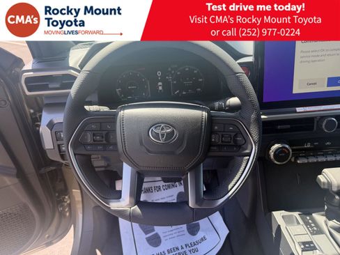 New 2026 Toyota Tacoma TRD Off-Road AWD/4WD image 17