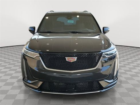 New 2025 Cadillac XT6 Sport w/ Platinum Package image 2