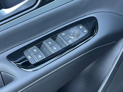 Certified 2025 Nissan Murano SL image 14