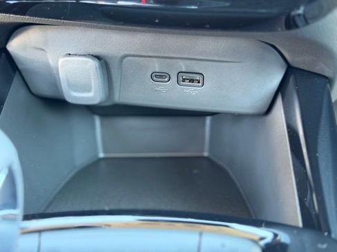 New 2026 Chevrolet Trax LT w/ LT Convenience Package image 25