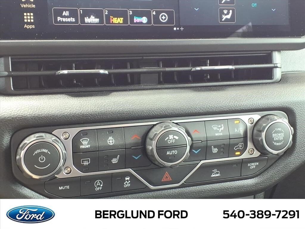 Used 2026 Jeep Wrangler Sport AWD/4WD image 27