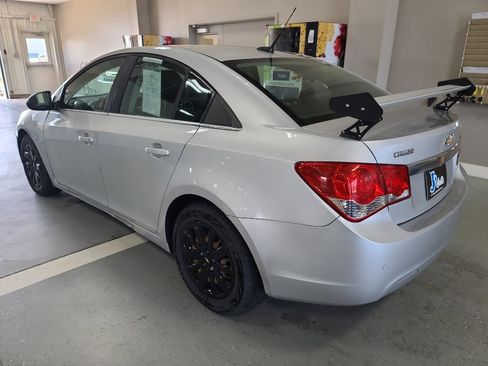 Used 2011 Chevrolet Cruze LT FWD image 7